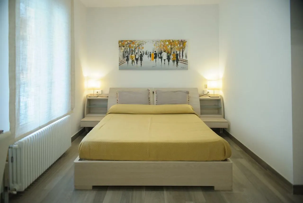 Andrea Luxury Apartments - D'Azeglio Bologna 0*,  Italy